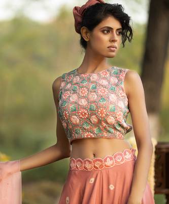 Bustier + Gharara + Dupatta 4
