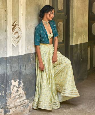 Bralet + Gharara + Short Kurta 1