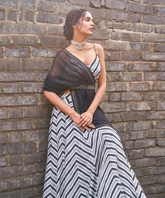 Bustier + Skirt + Dupatta + Belt 3