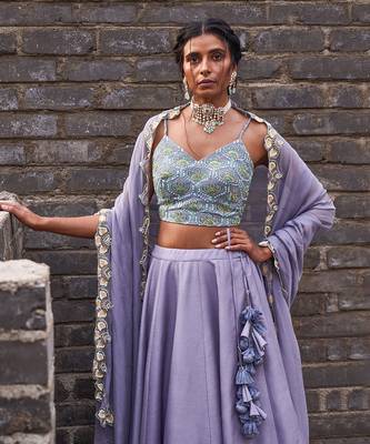 Bustier + Skirt + Dupatta 4