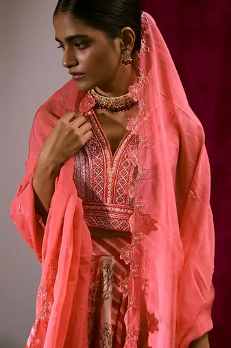 Bustier + Skirt + Dupatta