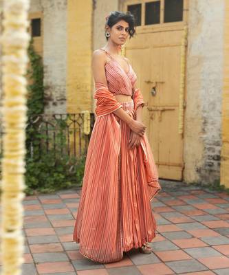 Bustier + Skirt + Dupatta 1