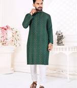 Men's Green Cotton Blend Printed Straight Kurta.