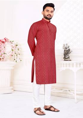 Men's Red Cotton Blend Printed Straight Kurta. 4