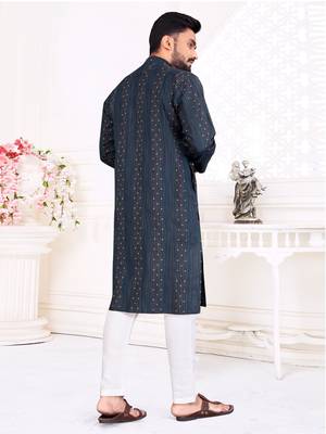 Men's Navy Blue Cotton Blend Printed Straight Kurta. 4