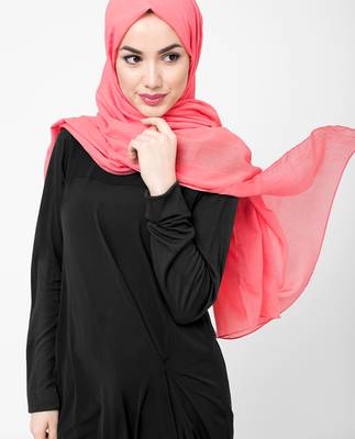 Pink plain cotton hijab 1