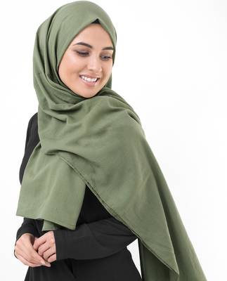 Green plain cotton hijab 2