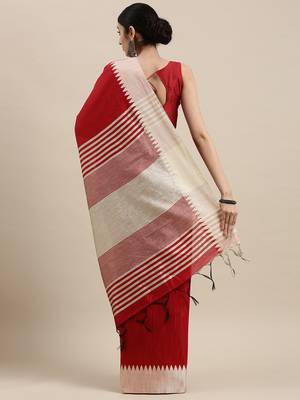 Red plain raw silk saree with blouse 2