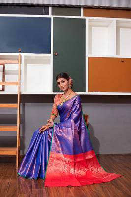 Blue hand woven kanchipuram silk blend saree with blouse 3