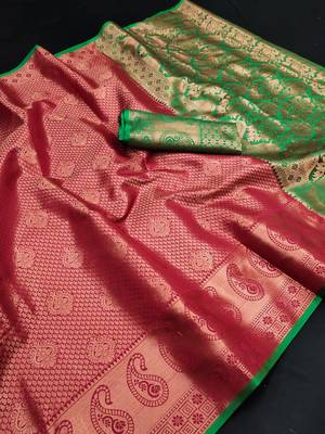 Maroon hand woven kanchipuram silk blend saree with blouse 4