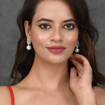 White zircon   earrings 3