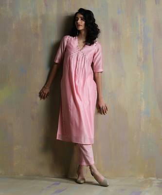 Light Pink Kurta Sets 5