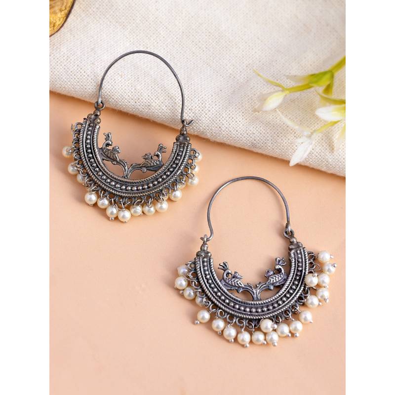 Silver pearl earrings