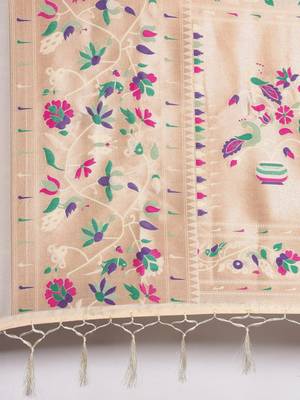 White woven Banarasi silk blend saree with blouse 4