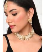 White necklace-sets