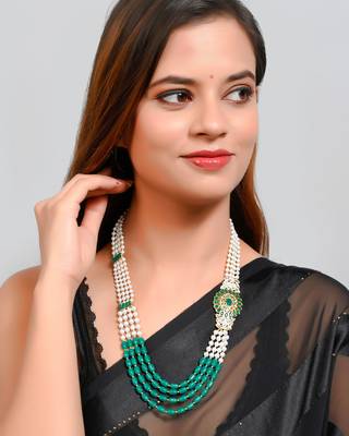 Green necklaces 2