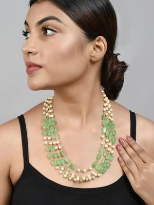 Green necklaces 2