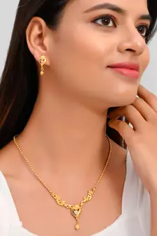 Gold necklace-sets