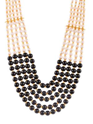 Black necklaces 4
