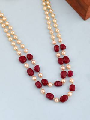 Red necklaces 1