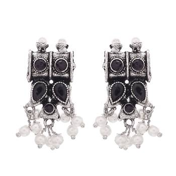 Oxidised Silver Plated Geometric design Black Stones Necklace Set 3