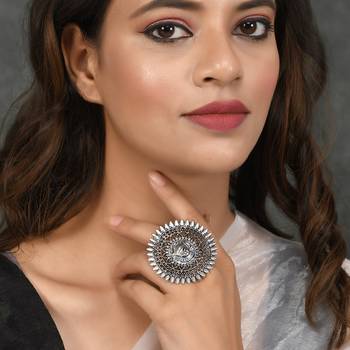 Silver rings 1
