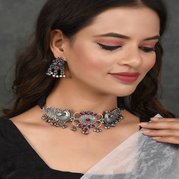 Silver necklace-sets 1