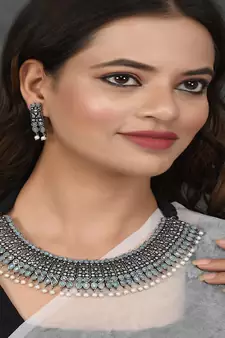 Green necklace-sets