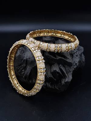 Stylish White Color Gold Plated Charm Crystal Bracelet Bangle Jewellery for Girls and Women   BG_G34_W_120 1