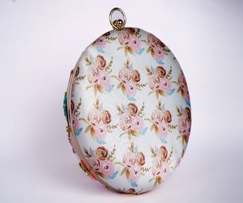 WHITE WITH MULTI COLOR WOMEN HANDLOOM ROUND FABRIC HAND CLUTCH CUM SLING BAG 2