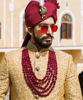 The Maroon Groom Mala 4
