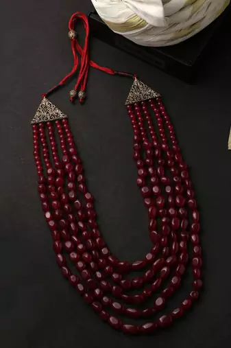 The Maroon Groom Mala