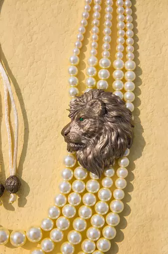 The Lion Groom Mala