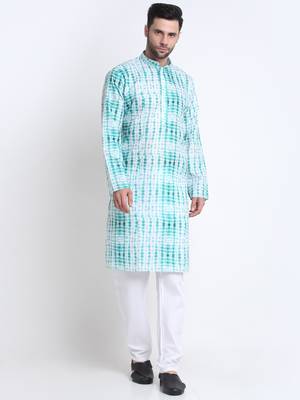 Men Green Cotton Batik Print Kurta and Pyjama Set 1