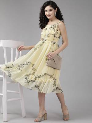 Beige printed georgette short-dresses 5