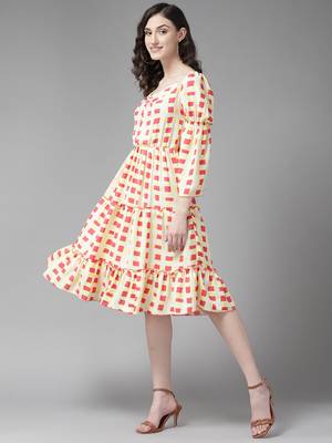 Red printed georgette short-dresses 3