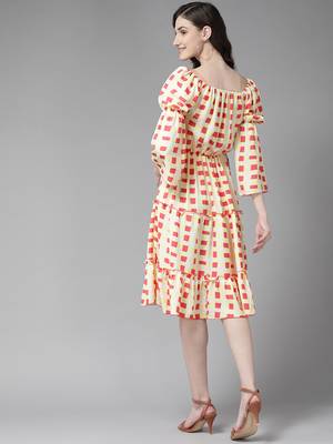 Red printed georgette short-dresses 4