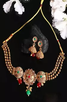 Gold Plated and Traditional Look Casting Work Ball Chain Choker Jewellery Set