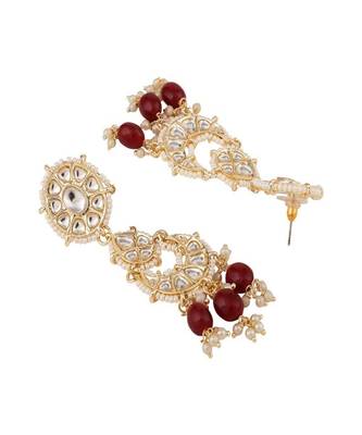 Gold-Plated Maroon & White Kundan-Studded & Beaded Choker Jewellery Set 4
