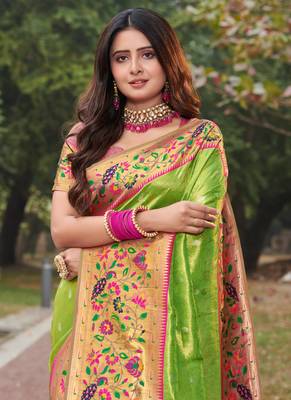 Parrot Green Woven Paithani Silk Blend Saree With Blouse 2