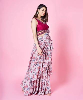 Beige Pre-draped Floral Solid Skirt Saree 3