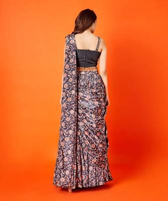 Black Pre-draped Floral Solid Skirt Saree 3