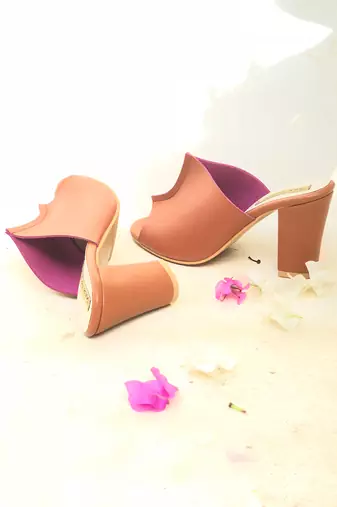 Sole Stories_Two Toned Mules In Tan