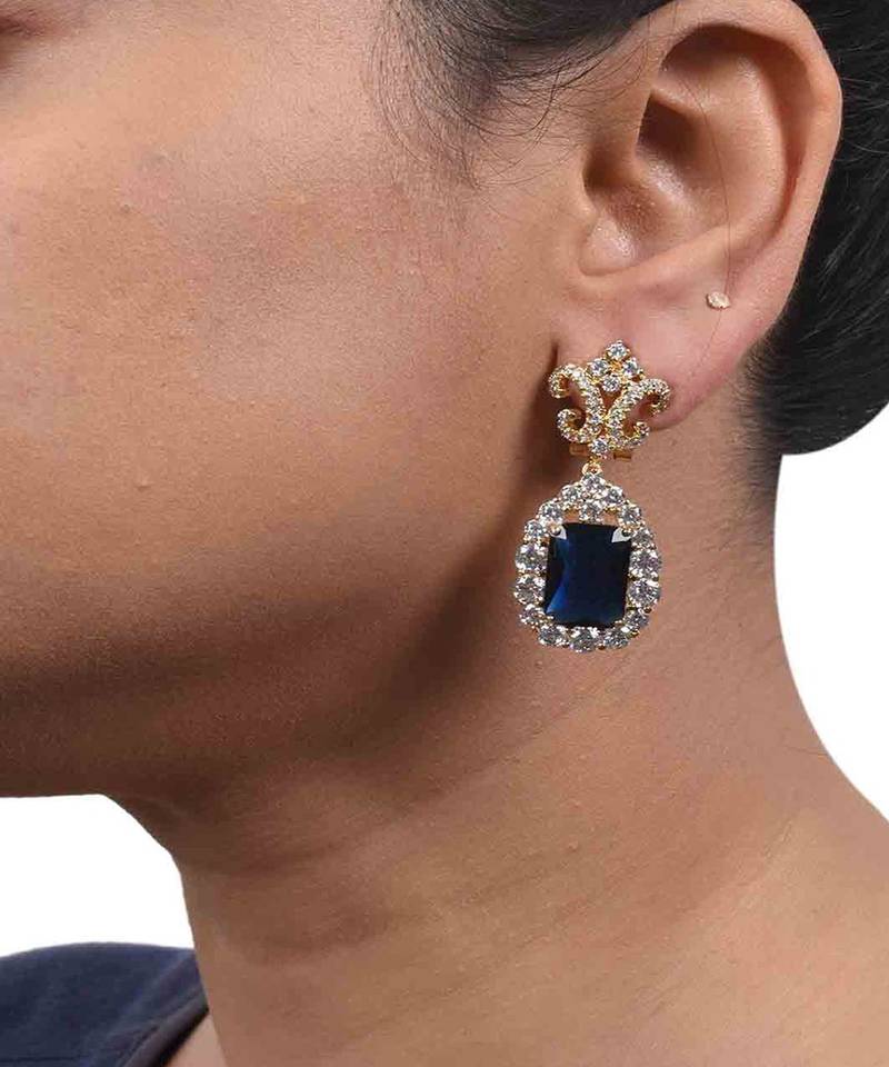 Victorian Top With Blue Sapphire Drop In 18K Gold Polish
