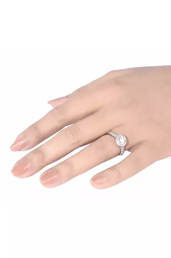 Round Solitaire With Halo And Diamond Band
