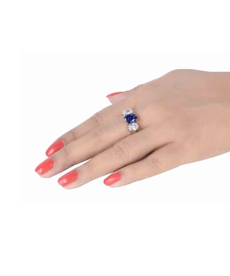 Oval Blue Center With 2 Oval Shaped Diamonds On Either Side