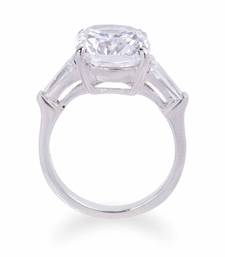 Radiant Cut Diamond With Baguettes On Either Side