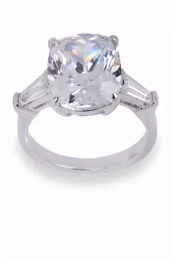 Radiant Cut Diamond With Baguettes On Either Side