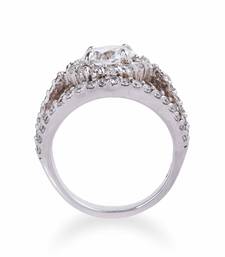 Round Center Diamond With 3 Row Diamond Band