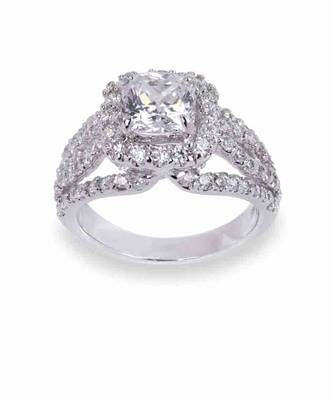 Cushion Center Diamond With Wavy Diamond Band 5
